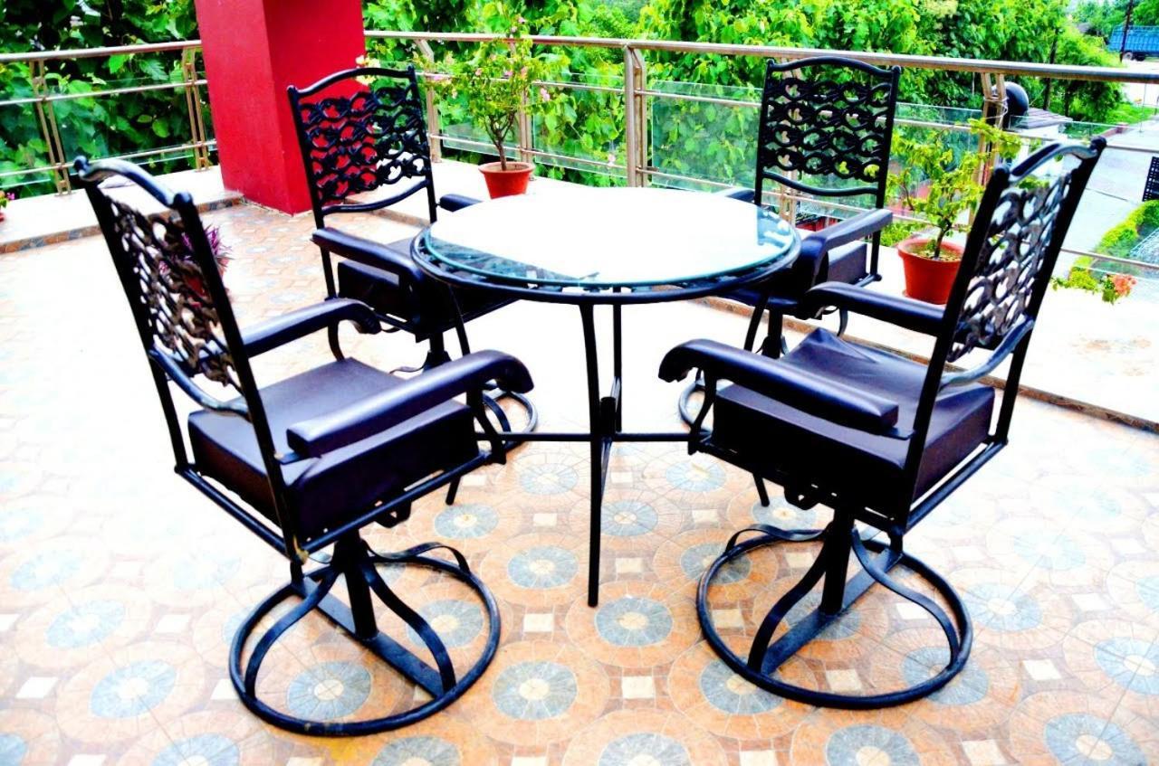 Taraji Resort Ayodhya Exterior foto